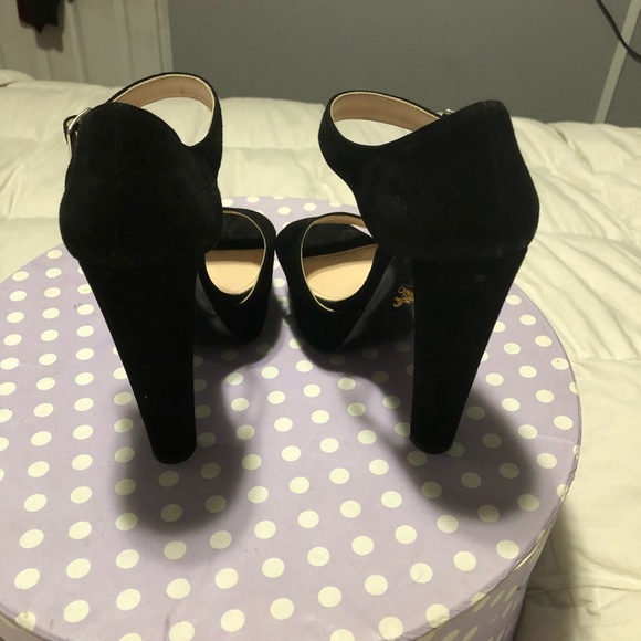 Prada 37 1/2 - Picture 4 of 6